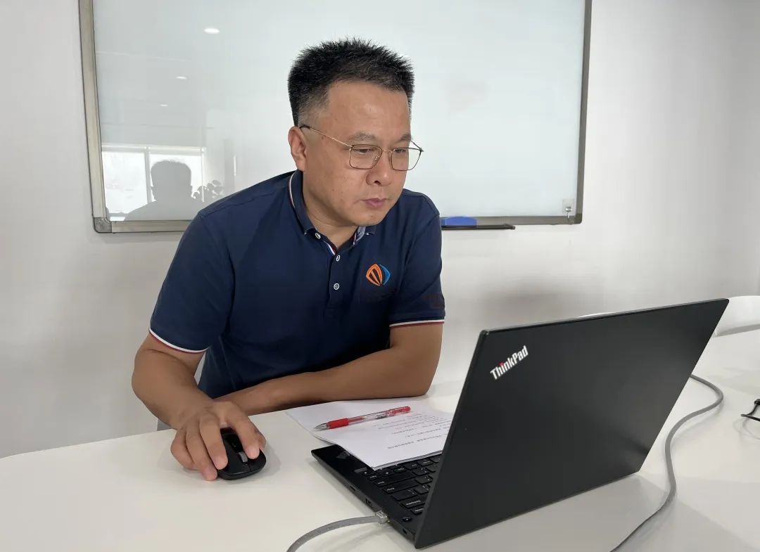 亲友游戏中心-亲友多乐斗-亲友天天坦克大战