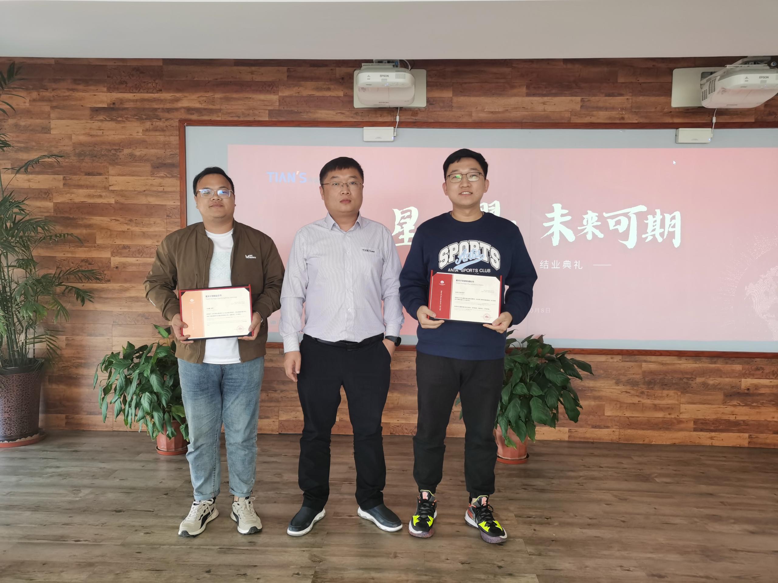 亲友游戏中心-亲友多乐斗-亲友天天坦克大战