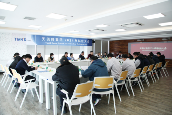 亲友游戏中心-亲友多乐斗-亲友天天坦克大战