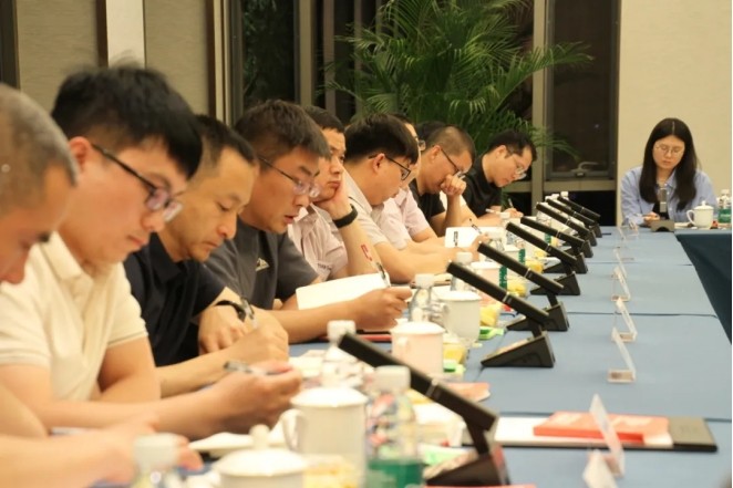 亲友游戏中心-亲友多乐斗-亲友天天坦克大战