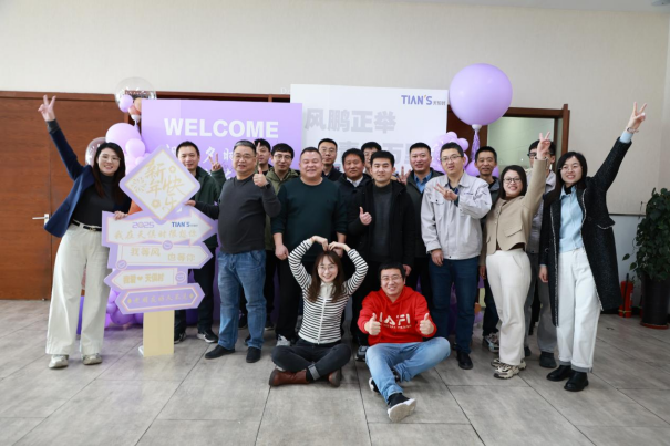 亲友游戏中心-亲友多乐斗-亲友天天坦克大战