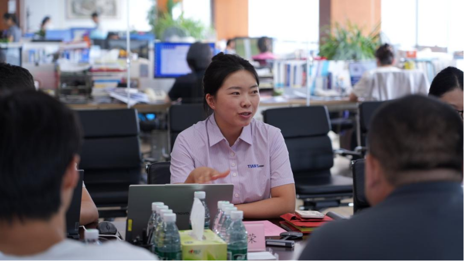 亲友游戏中心-亲友多乐斗-亲友天天坦克大战