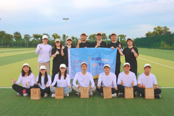 亲友游戏中心-亲友多乐斗-亲友天天坦克大战