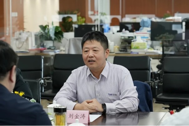 亲友游戏中心-亲友多乐斗-亲友天天坦克大战