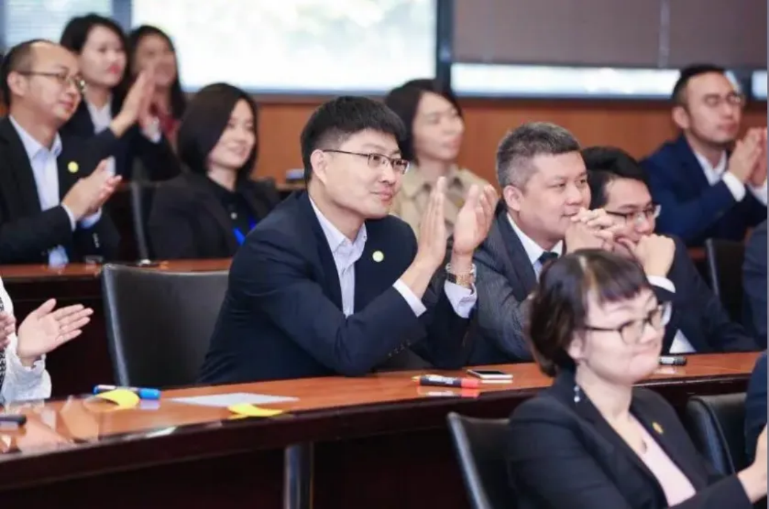 亲友游戏中心-亲友多乐斗-亲友天天坦克大战