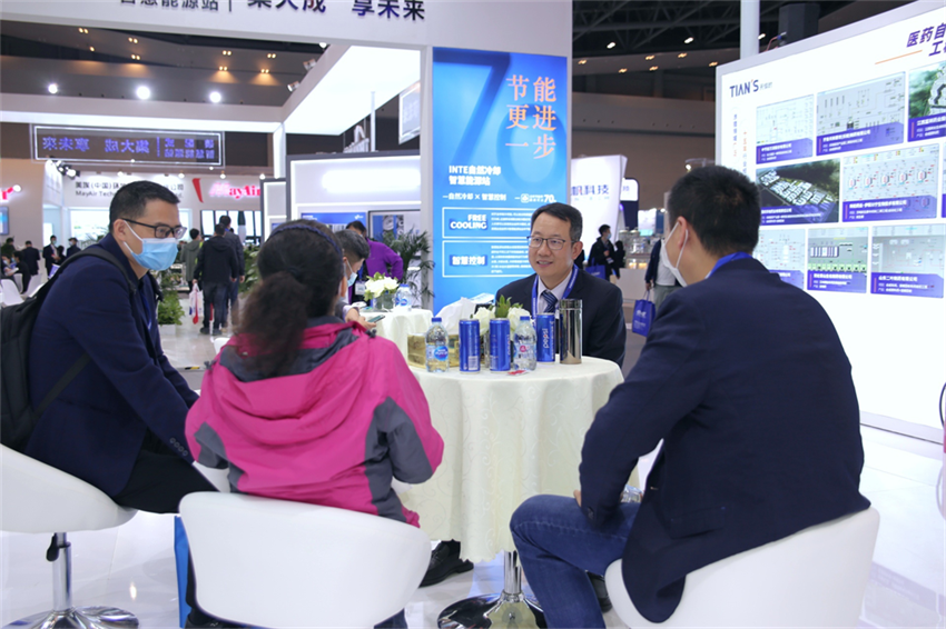 亲友游戏中心-亲友多乐斗-亲友天天坦克大战