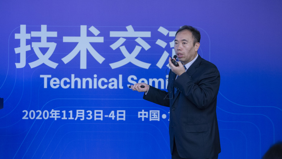 亲友游戏中心-亲友多乐斗-亲友天天坦克大战