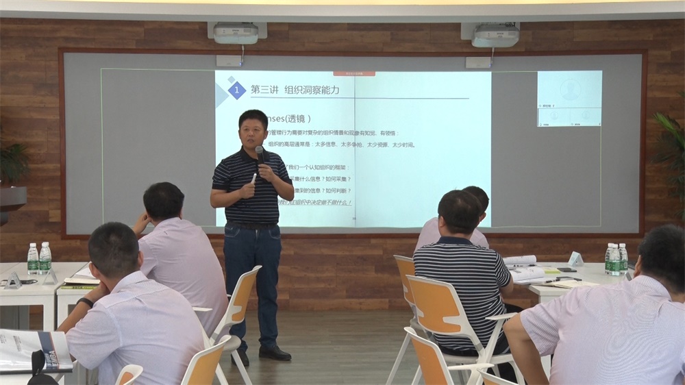 亲友游戏中心-亲友多乐斗-亲友天天坦克大战