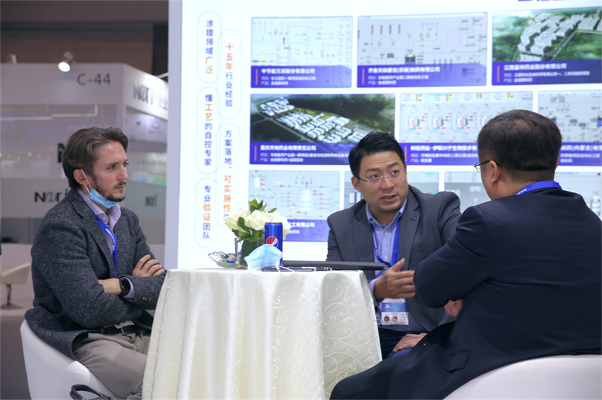 亲友游戏中心-亲友多乐斗-亲友天天坦克大战